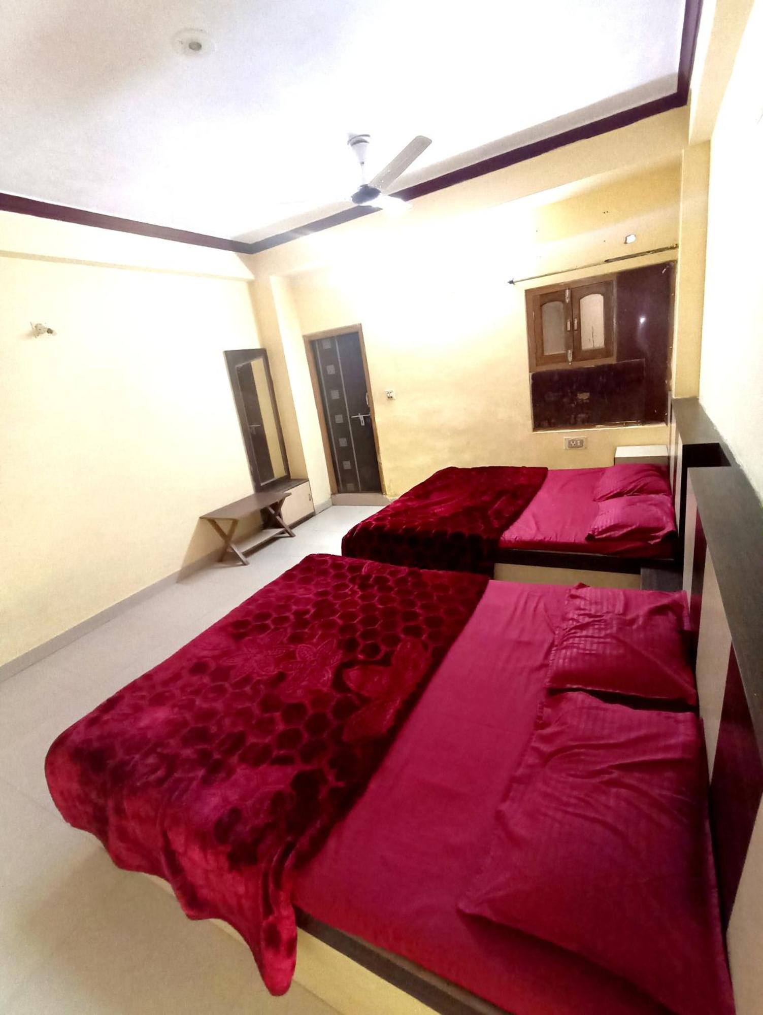 Shreeji Arpan Hotell Nāthdwāra Eksteriør bilde